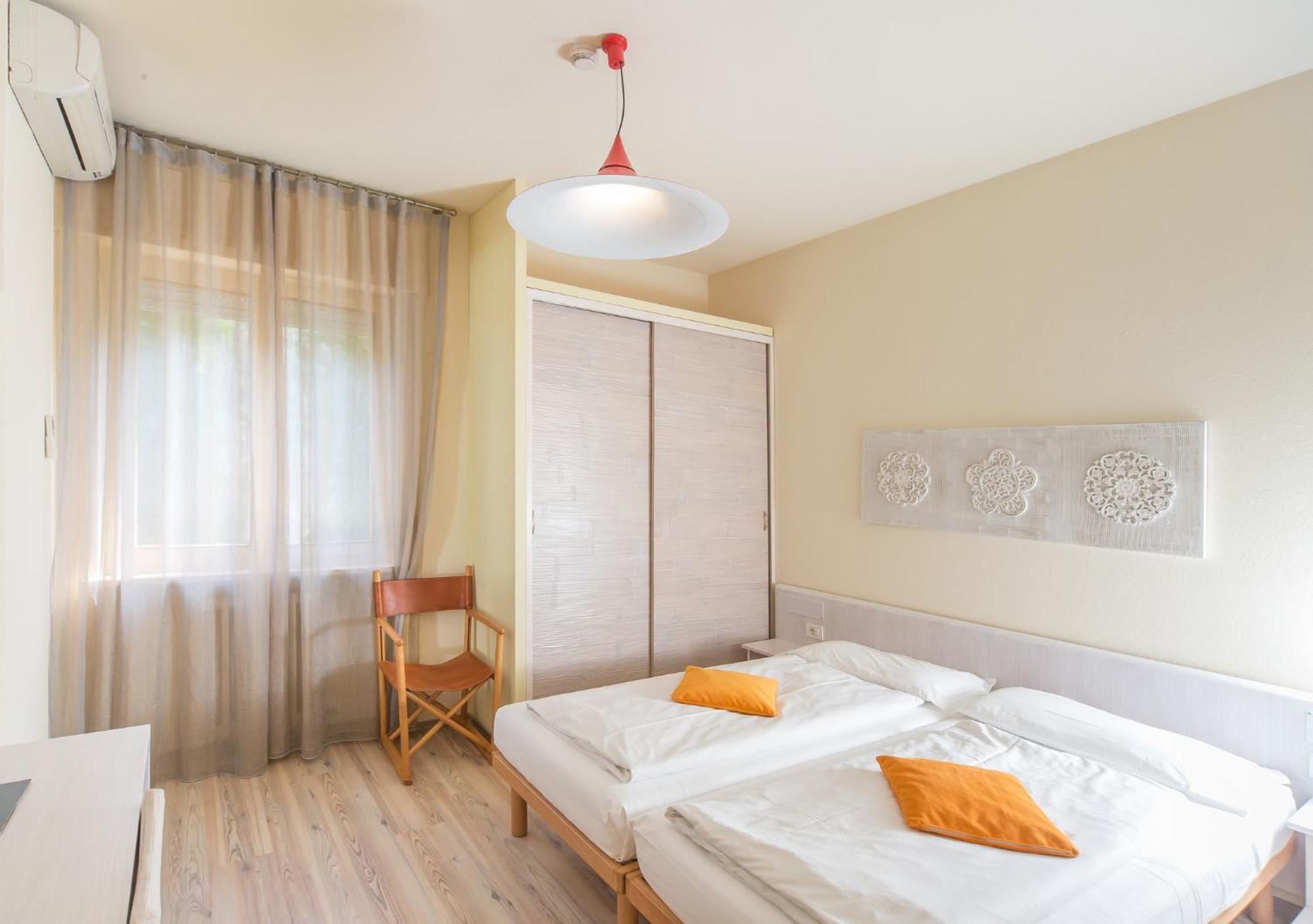 Club Hotel Olivi - Tennis Center Мальчезине Экстерьер фото